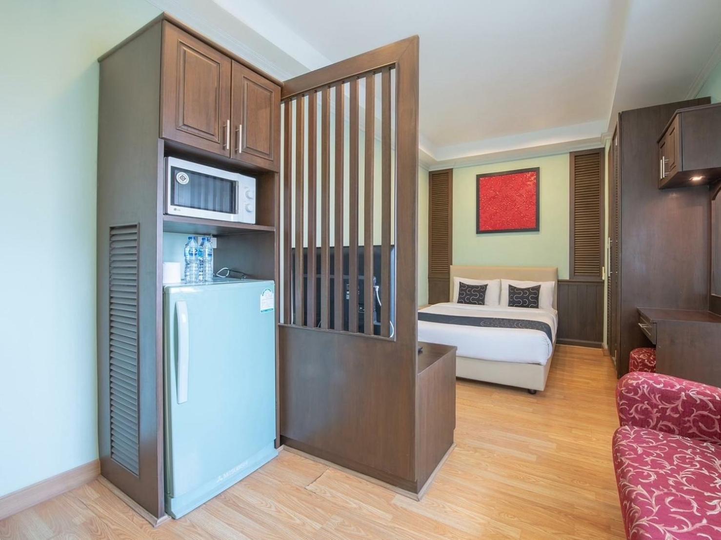 Blooming Hill Boutique Suites Pattaya Exterior foto